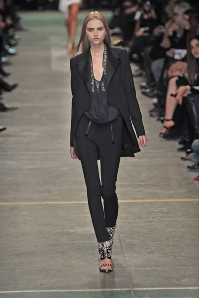 Look 36